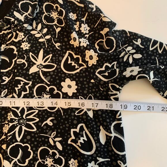 J Jill Shirt Dress Women S Floral Black White Jersey Knit Button Front Collard - Picture 9 of 12